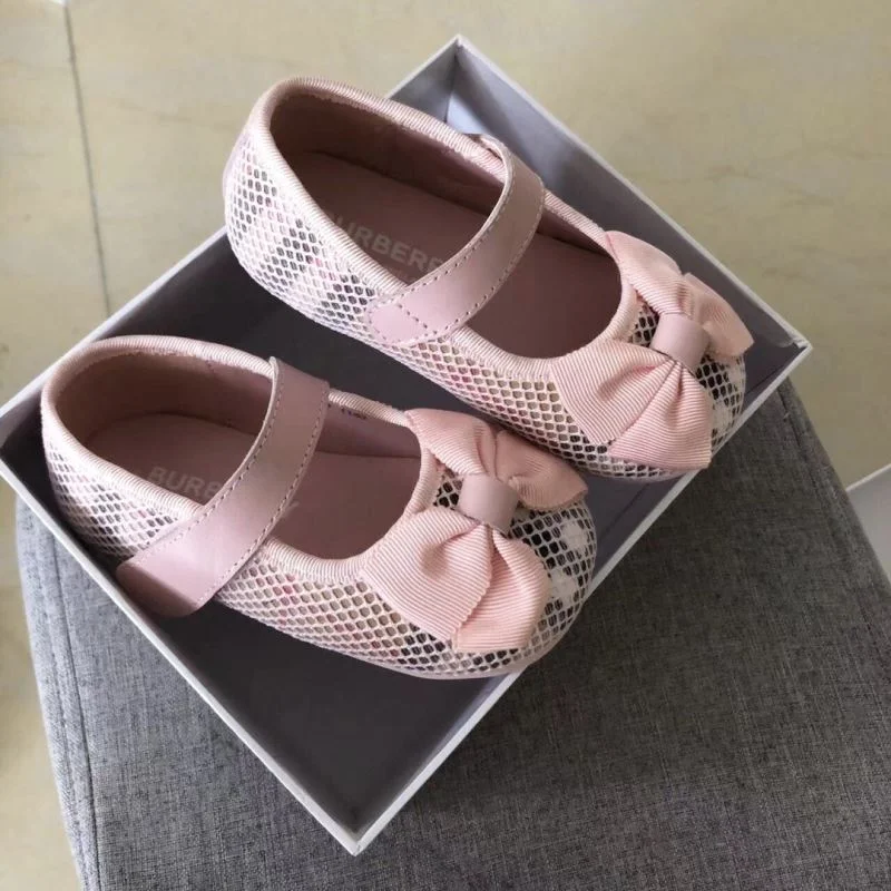 BURBERRY SHOES UrbanChic 29969