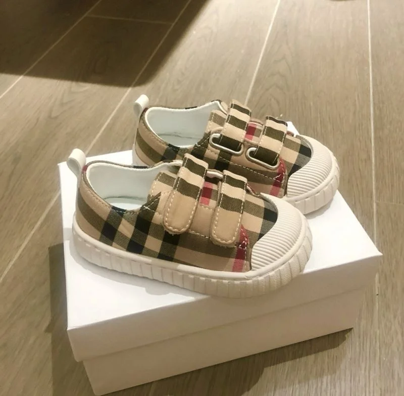 Tailored BURBERRY SHOES 29940