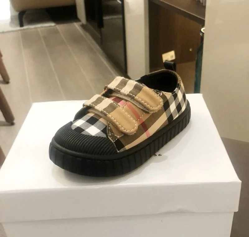 Tailored BURBERRY SHOES 29940