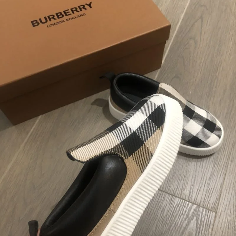 BURBERRY SHOES StreetReady 29926