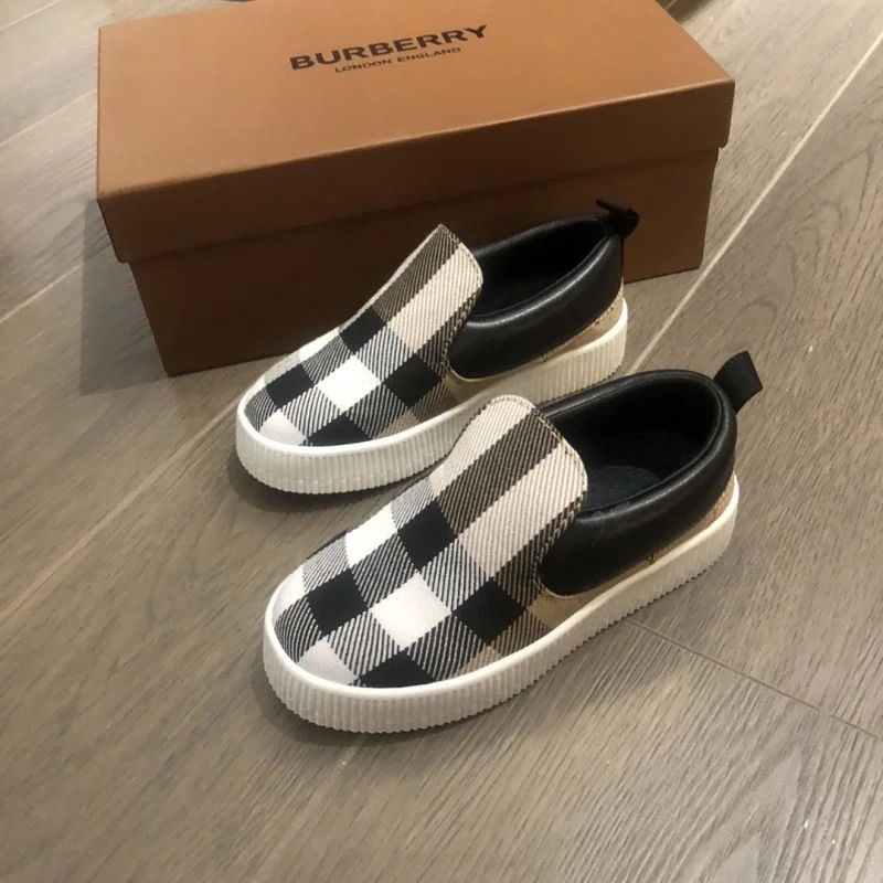 BURBERRY SHOES StreetReady 29926