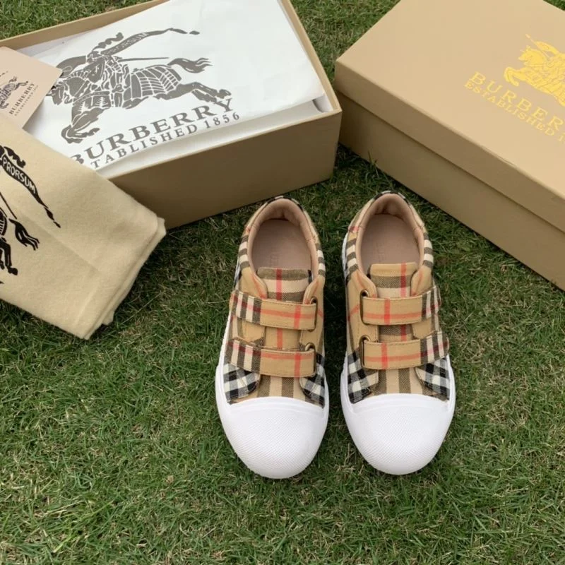 BURBERRY SHOES TravelReady 29922