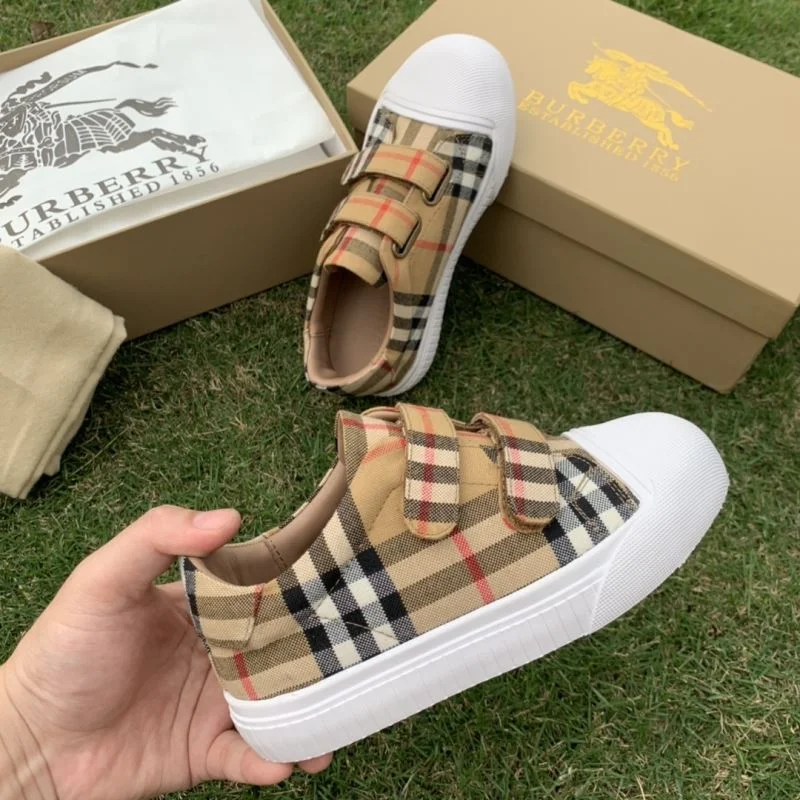 BURBERRY SHOES TravelReady 29922