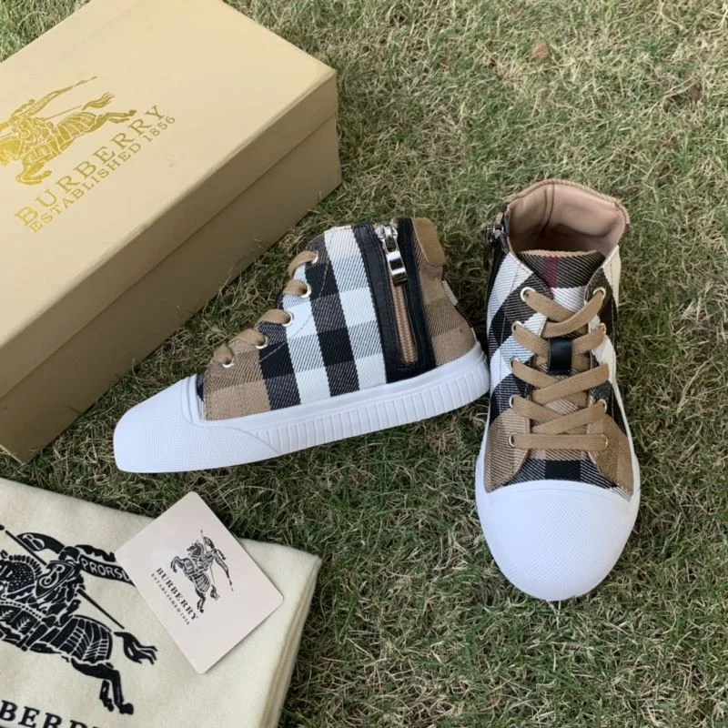 EasyMatch BURBERRY SHOES 29935