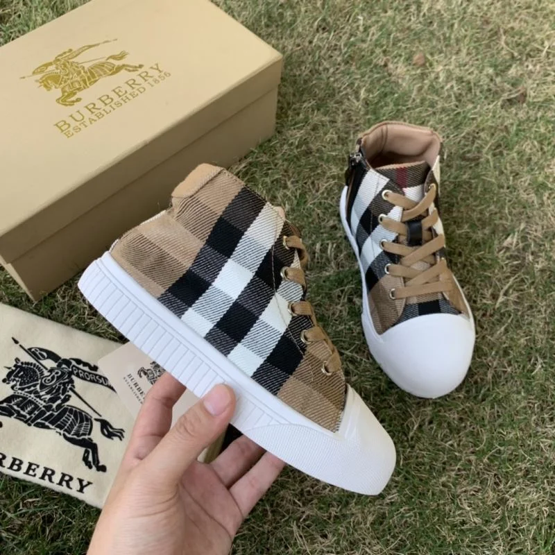 EasyMatch BURBERRY SHOES 29935