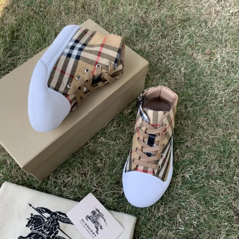 BURBERRY SHOES Soft 29939