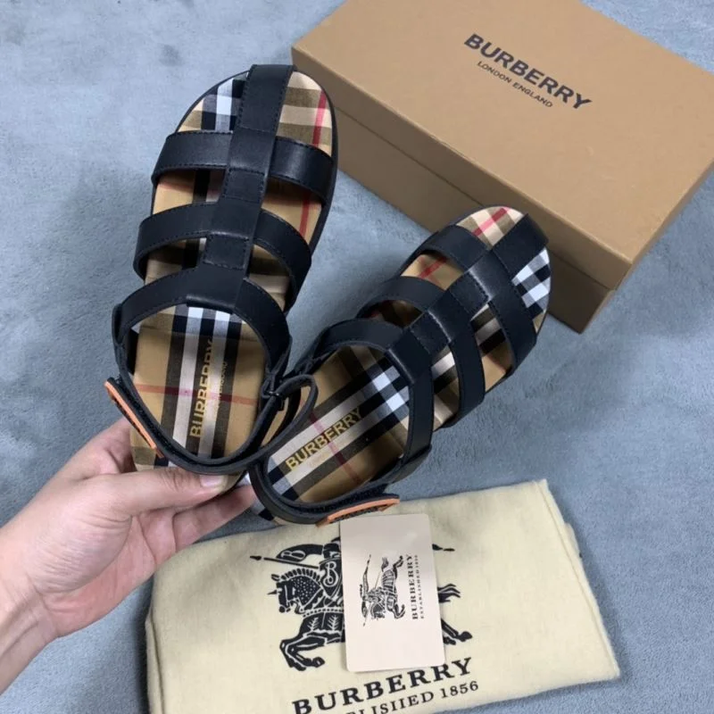 Colorful BURBERRY SHOES 29936
