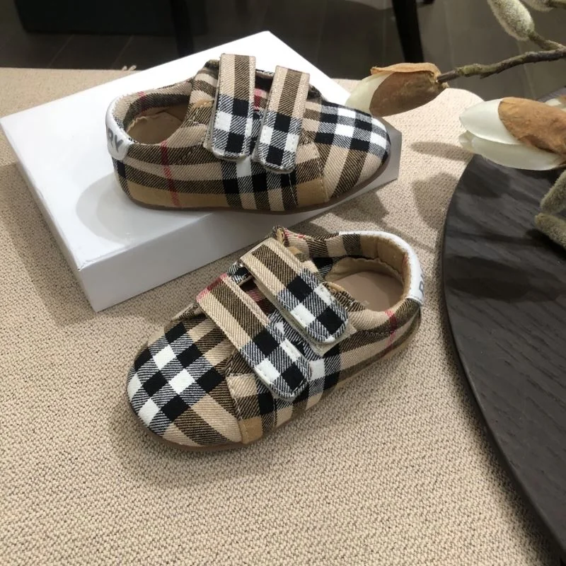 BURBERRY SHOES Compact 29915