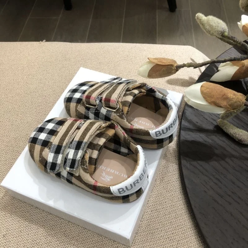 BURBERRY SHOES Compact 29915