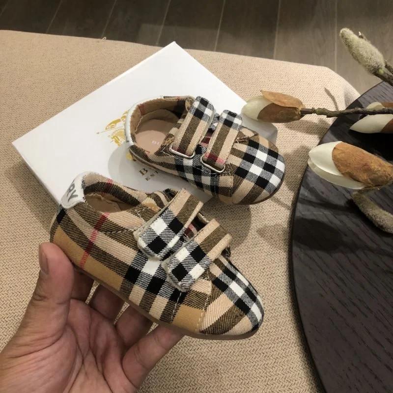 BURBERRY SHOES Compact 29915