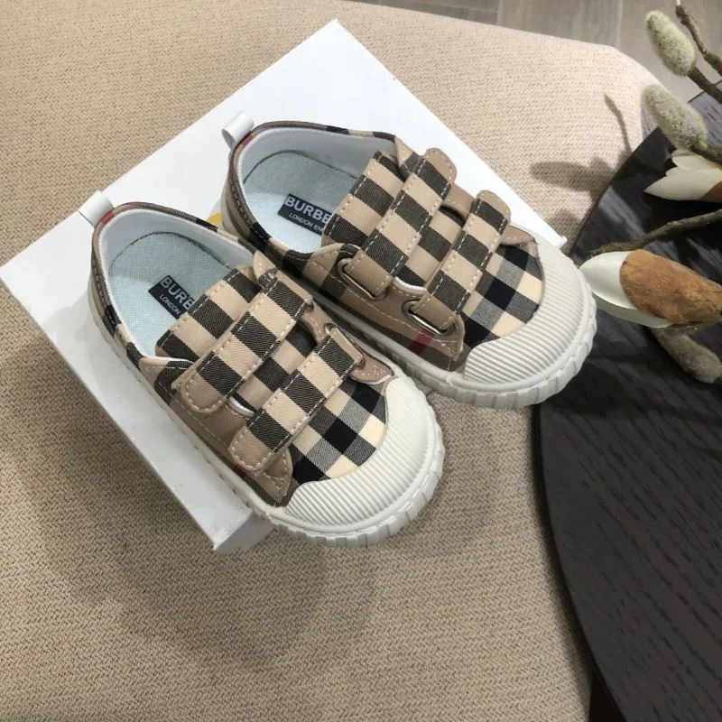 BURBERRY SHOES Premium 29912