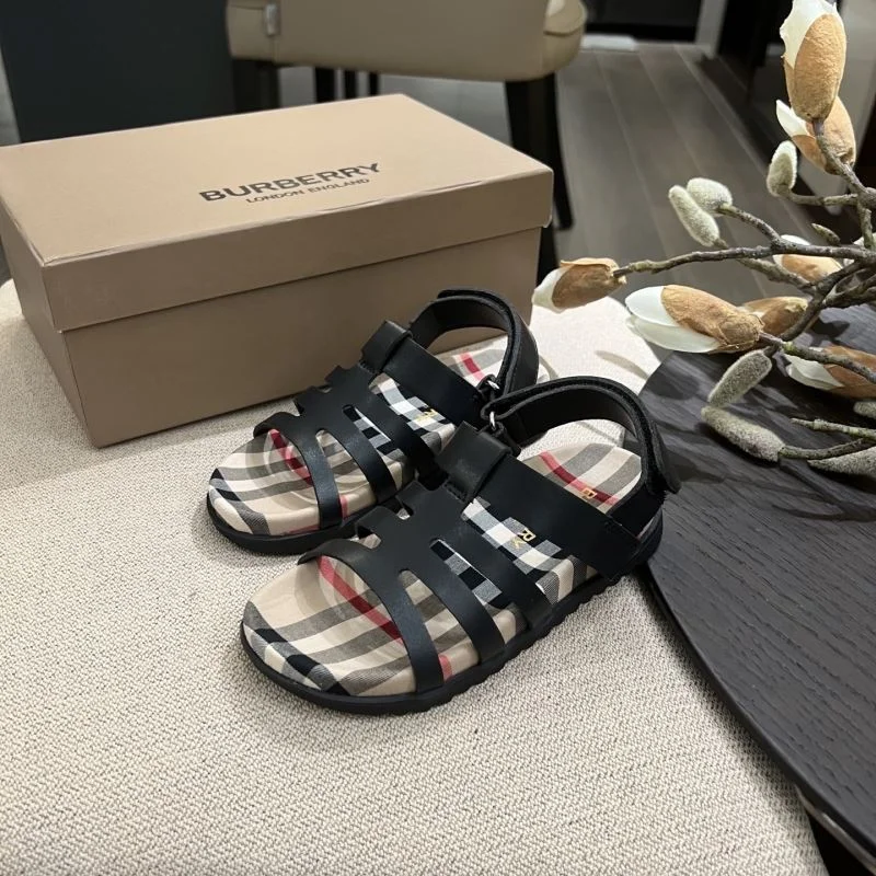 Minimalist BURBERRY SHOES 29921