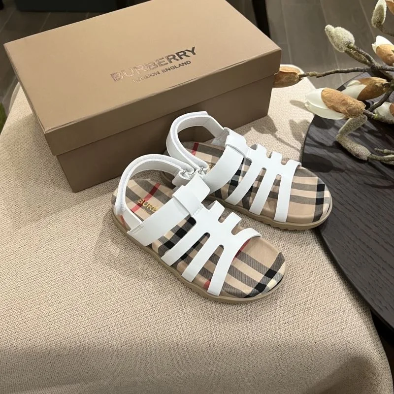 Breathable BURBERRY SHOES 29920