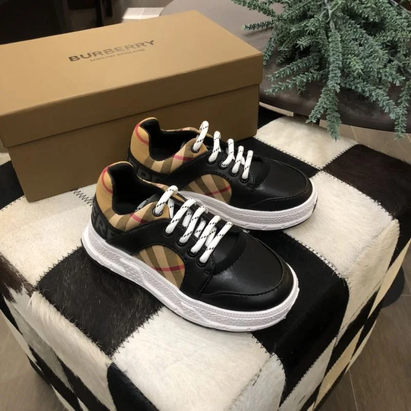 BURBERRY SHOES Stretchable 29910