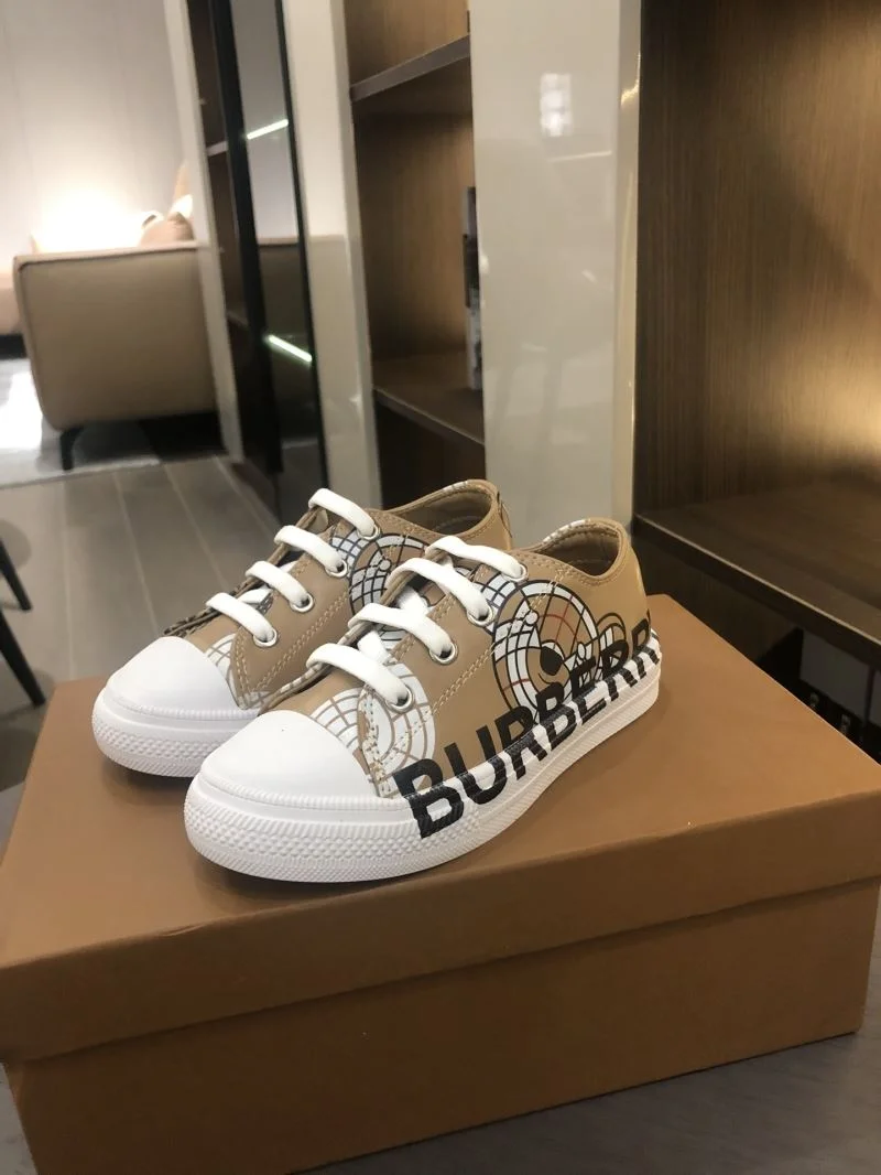 BURBERRY SHOES Snug 29904