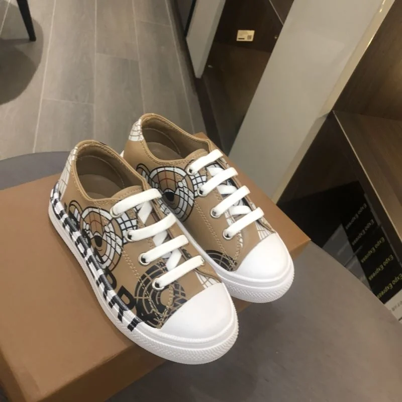 BURBERRY SHOES Snug 29904