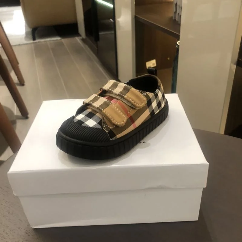 HighPerformance BURBERRY SHOES 29909