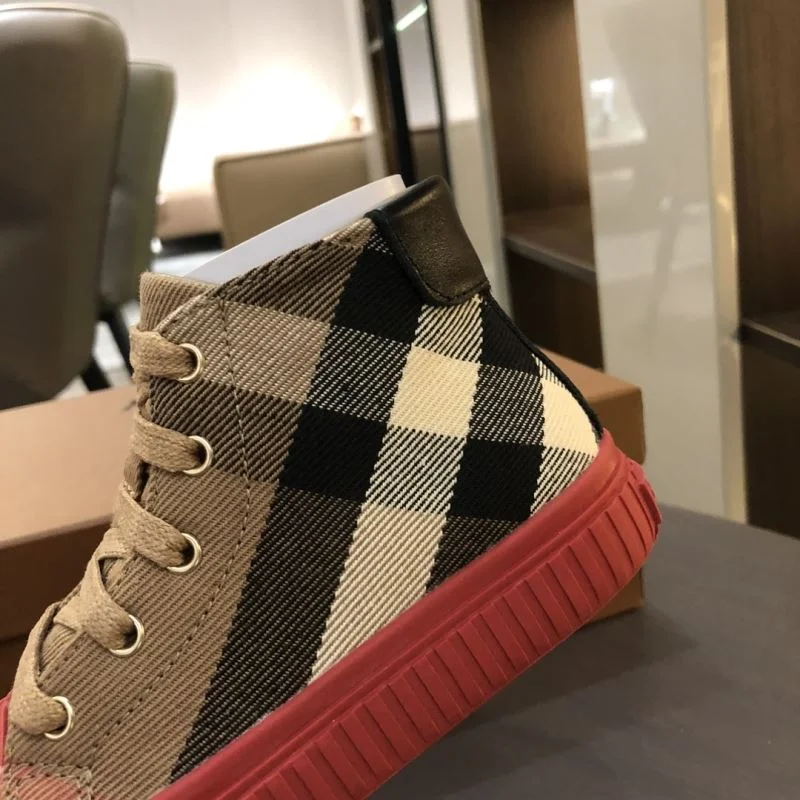 BURBERRY SHOES Premium 29900