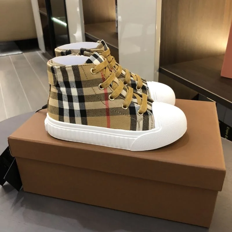 Snug BURBERRY SHOES 29898