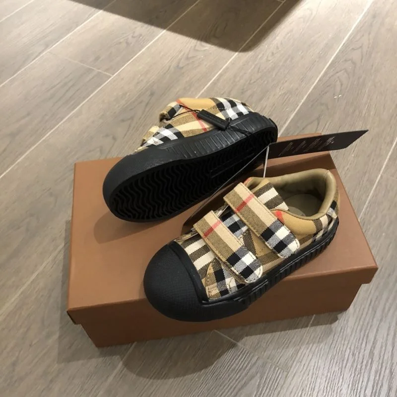Soft BURBERRY SHOES 29873