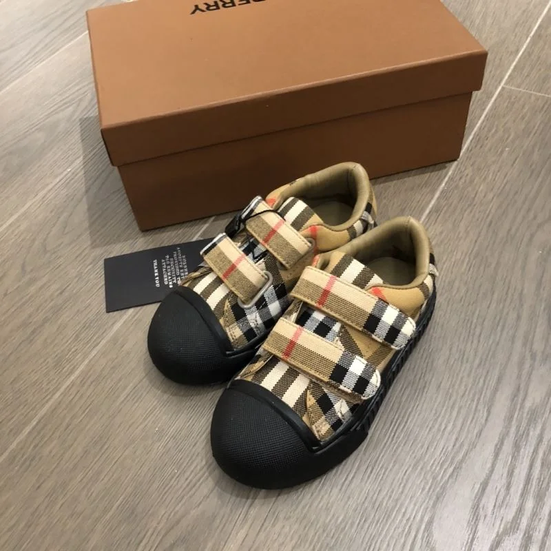 Soft BURBERRY SHOES 29873
