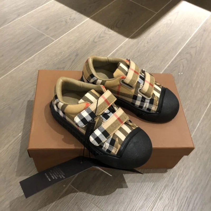Soft BURBERRY SHOES 29873