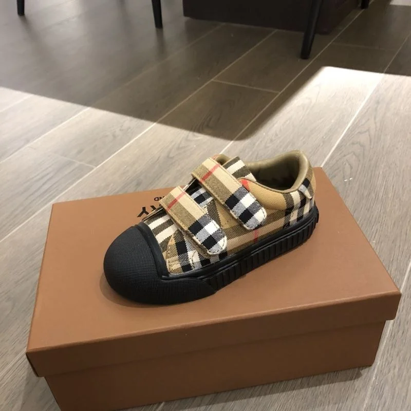 Soft BURBERRY SHOES 29873