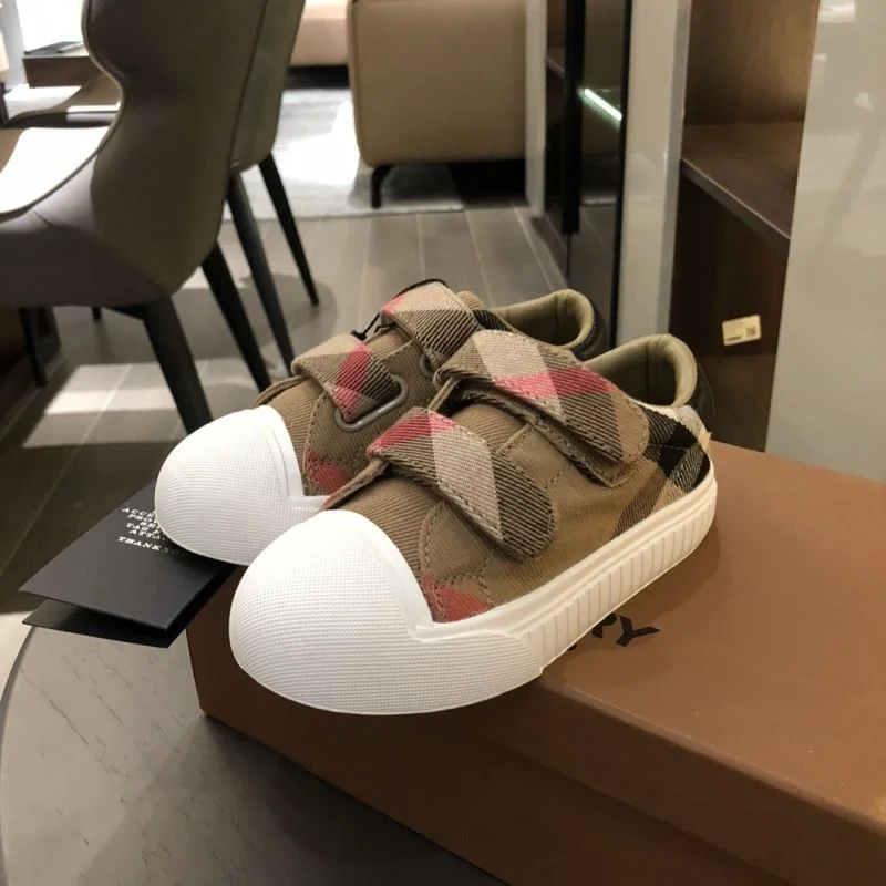 BURBERRY SHOES Bright 29891