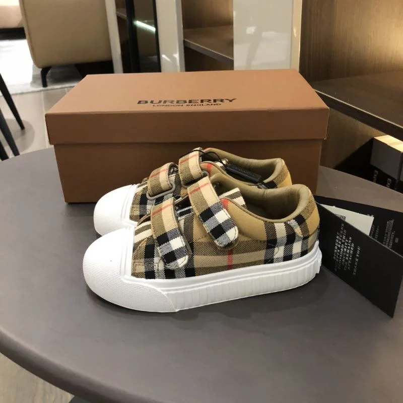StreetReady BURBERRY SHOES 29888
