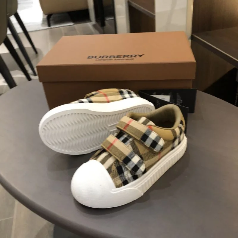StreetReady BURBERRY SHOES 29888