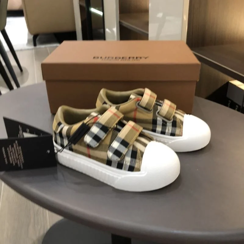 StreetReady BURBERRY SHOES 29888
