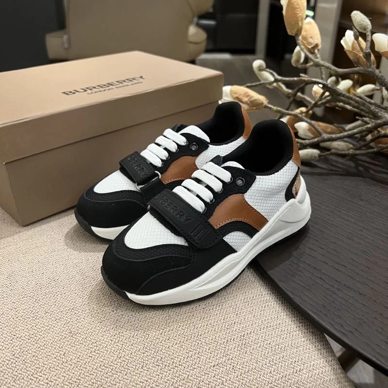 UrbanStyle BURBERRY SHOES 29895
