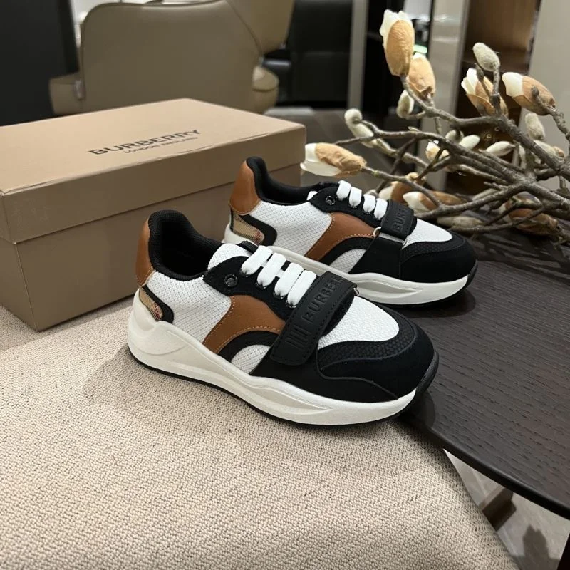 UrbanStyle BURBERRY SHOES 29895