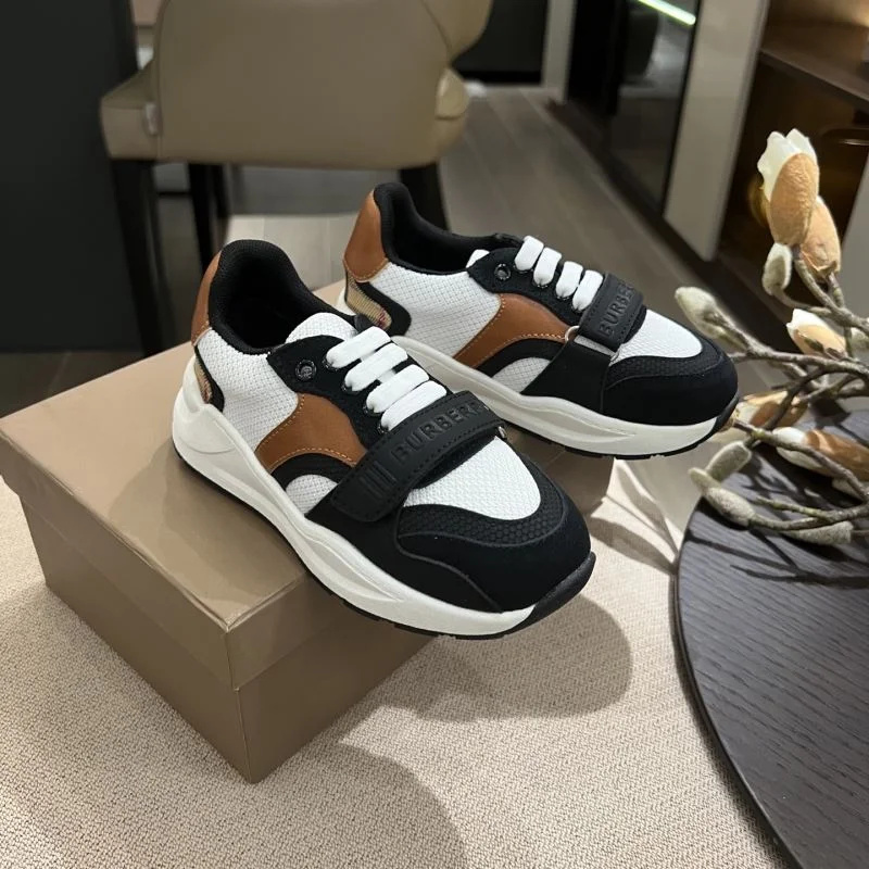 UrbanStyle BURBERRY SHOES 29895