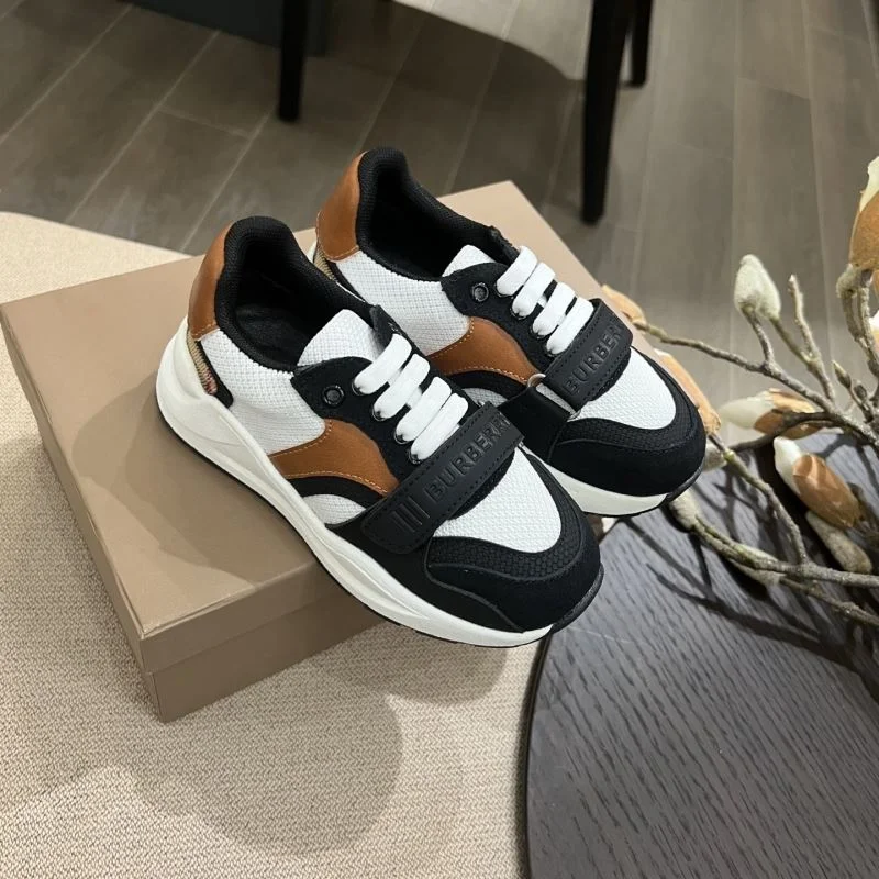 UrbanStyle BURBERRY SHOES 29895
