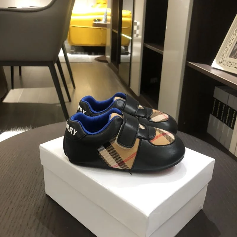 FlexibleFit BURBERRY SHOES 29880