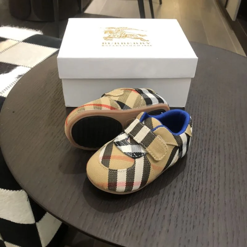 BURBERRY SHOES Supportive 29874
