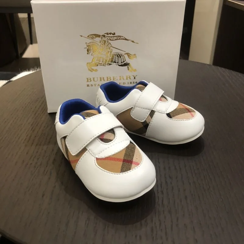 BURBERRY SHOES Unique 29870