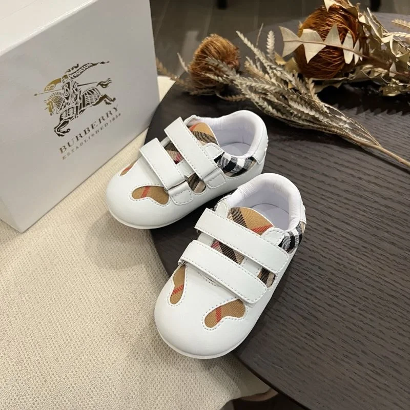 BURBERRY SHOES Youthful 29876