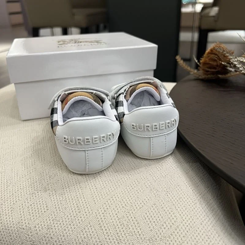 BURBERRY SHOES Youthful 29876