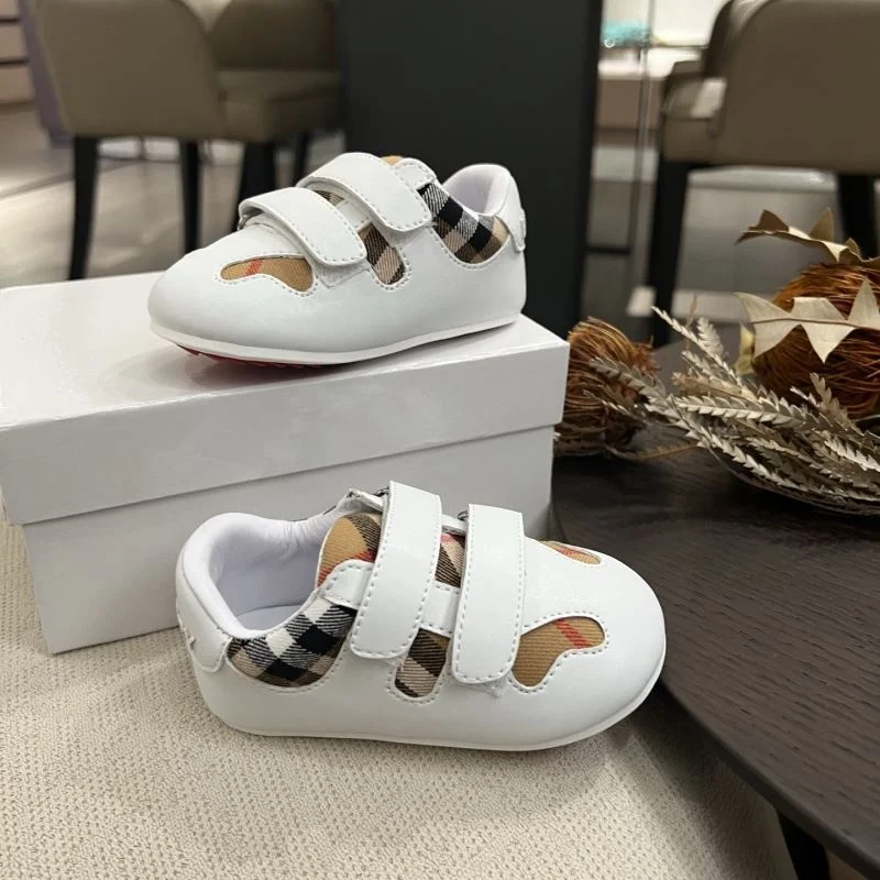 BURBERRY SHOES Youthful 29876