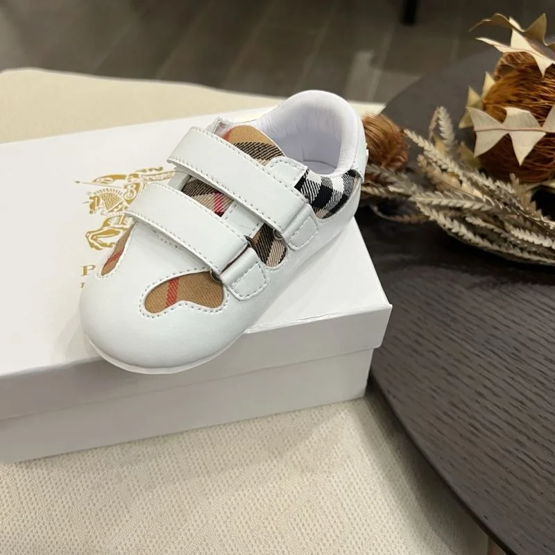 BURBERRY SHOES Youthful 29876