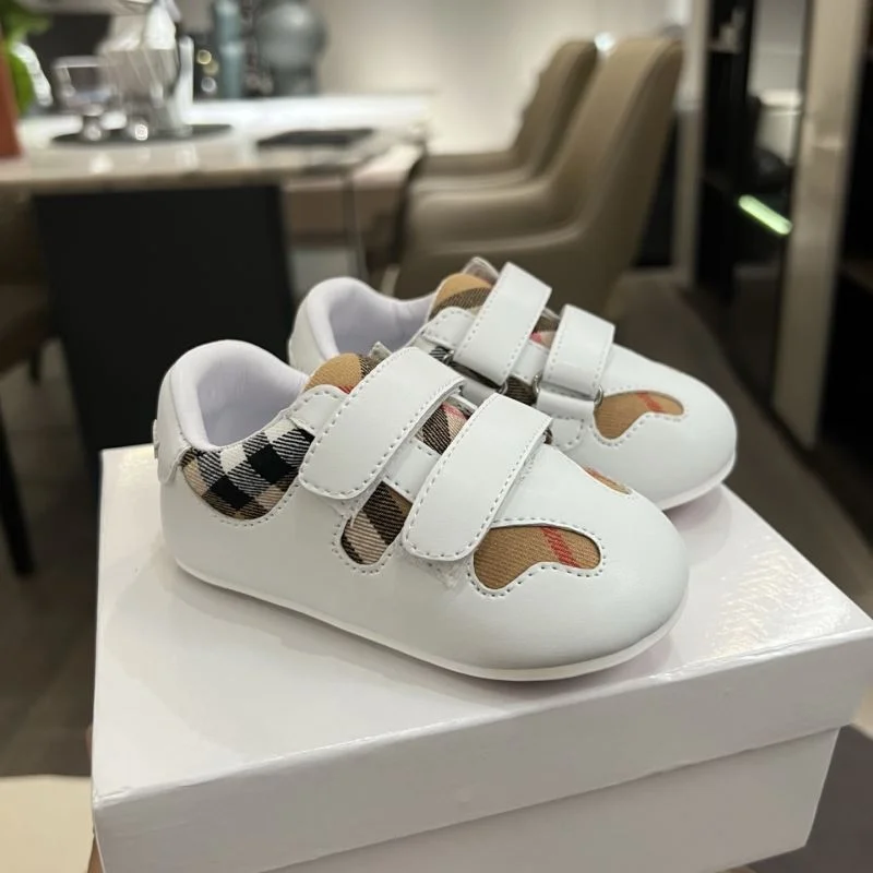 BURBERRY SHOES Youthful 29876