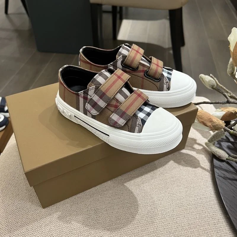 TravelReady BURBERRY SHOES 29885