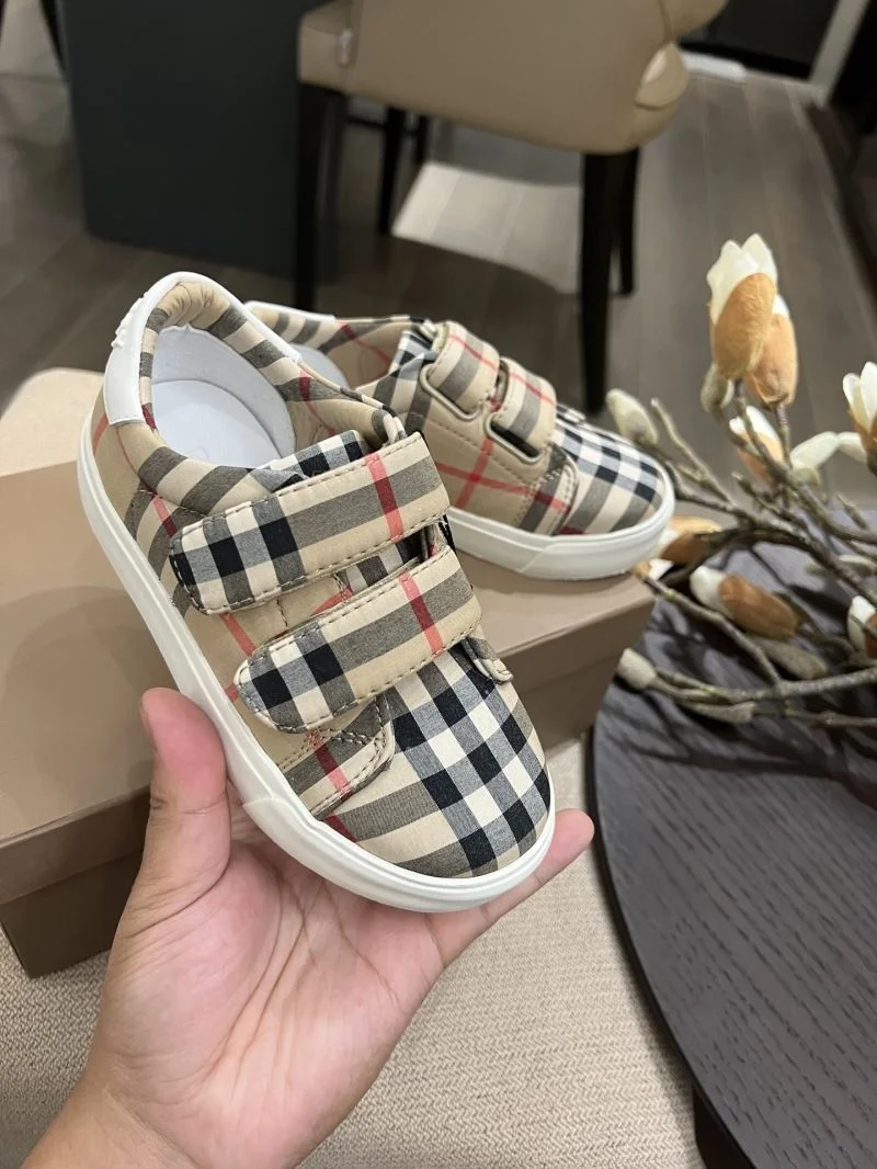 Packable BURBERRY SHOES 29881