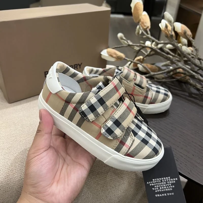 Packable BURBERRY SHOES 29881