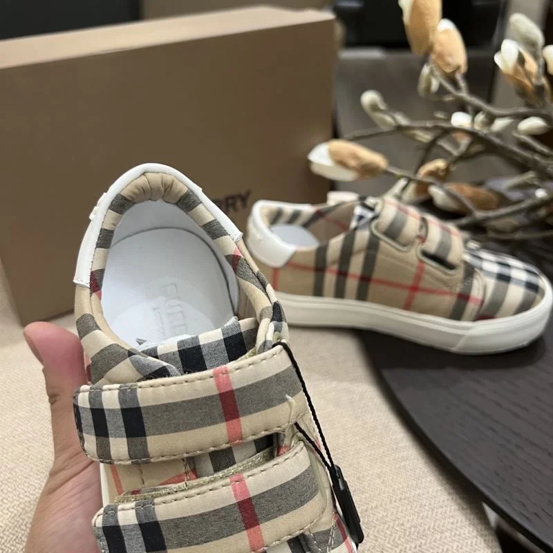 Packable BURBERRY SHOES 29881