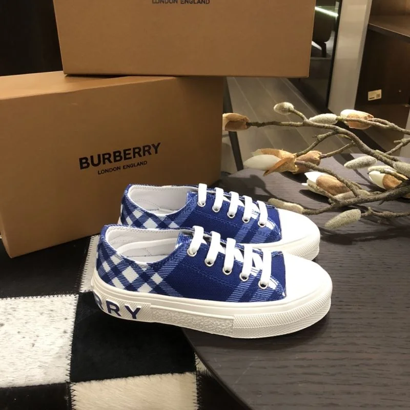 Seasonal BURBERRY SHOES 29883