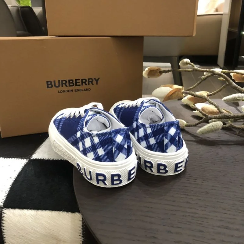 Seasonal BURBERRY SHOES 29883
