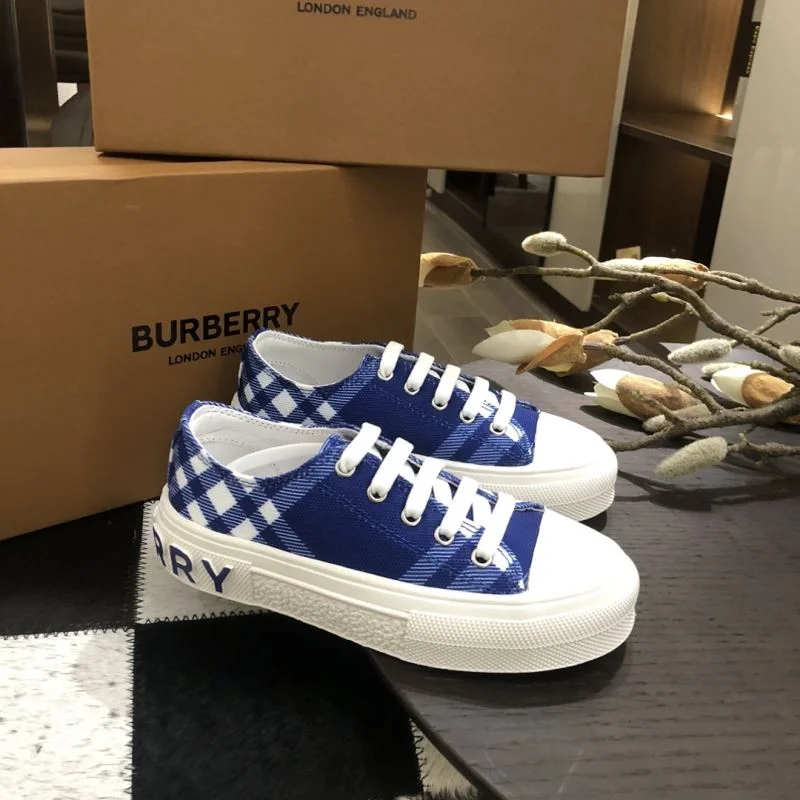 Seasonal BURBERRY SHOES 29883